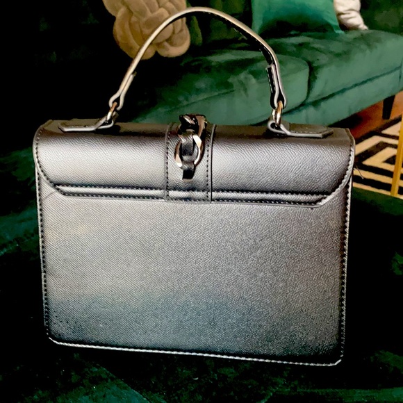 Badgley Mishka studded handbag 🖤 - Picture 4 of 5